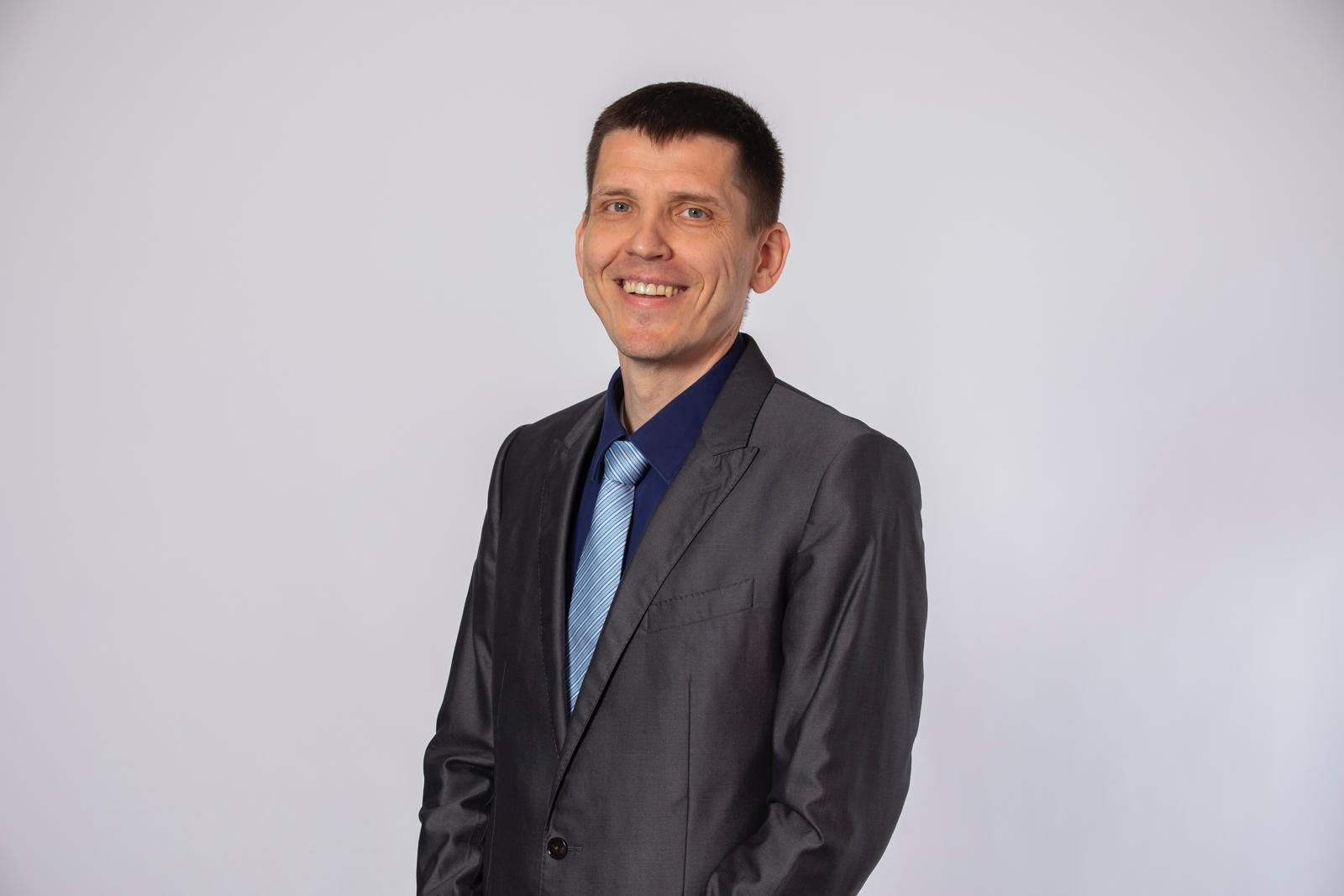 Professor Marcin Kacperczyk